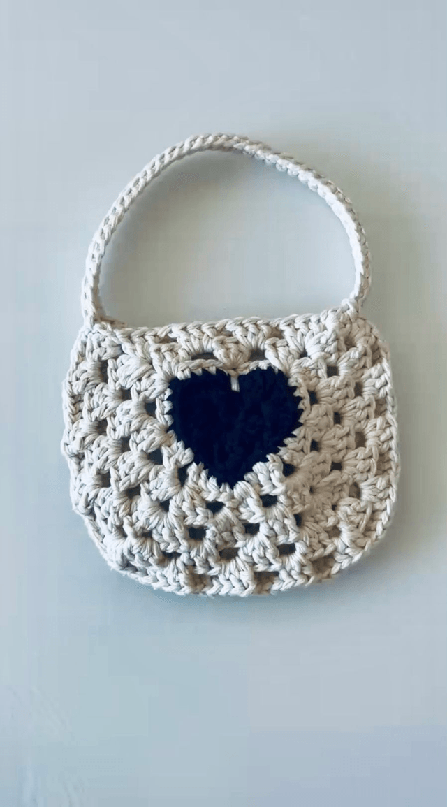 Sac Bourse Akoma, vert et rose fuchsia 